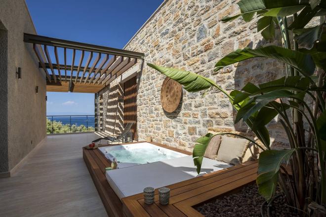 Вилла 6+1 с видом на море в Бодрум