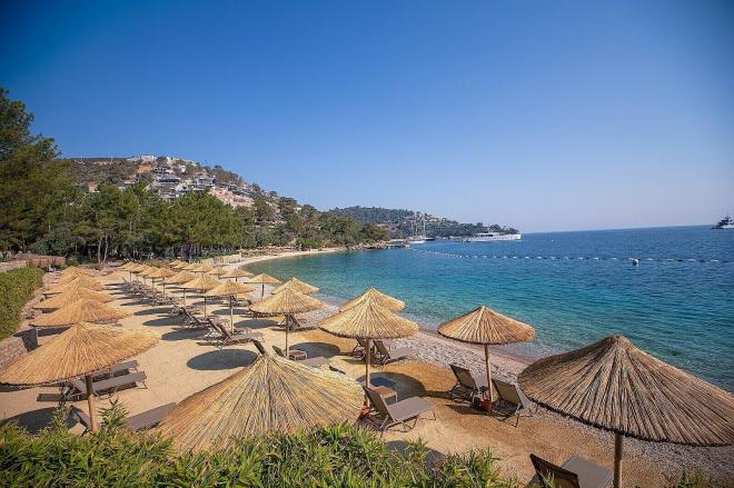 Вилла 6+1 с видом на море в Бодрум