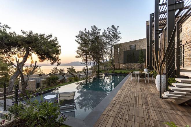 Вилла 6+1 с видом на море в Бодрум