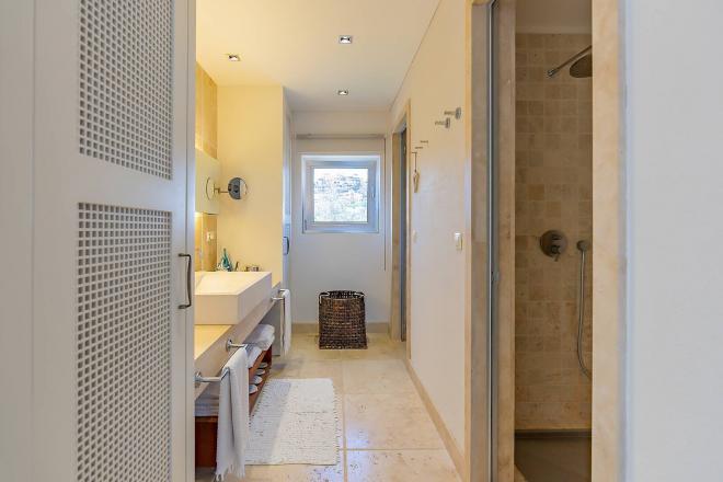 Вилла 5+1 с видом на море в Бодрум