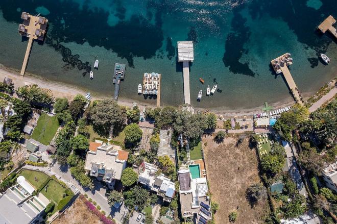 Вилла 5+1 с видом на море в Бодрум