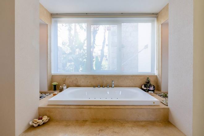 Вилла 5+1 с видом на море в Бодрум