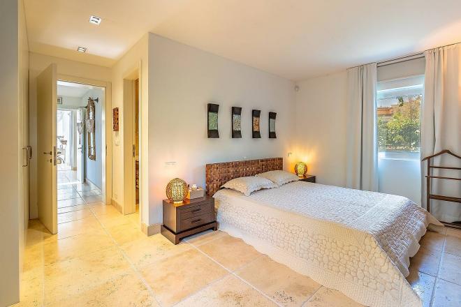 Вилла 5+1 с видом на море в Бодрум