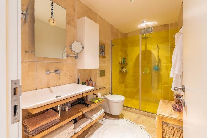 Вилла 5+1 с видом на море в Бодрум