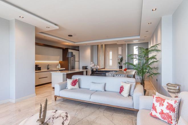 Вилла 5+1 с видом на море в Бодрум