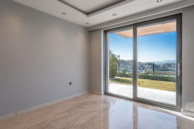 Вилла 5+1 с видом на море в Бодрум