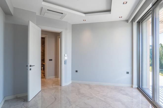 Вилла 5+1 с видом на море в Бодрум