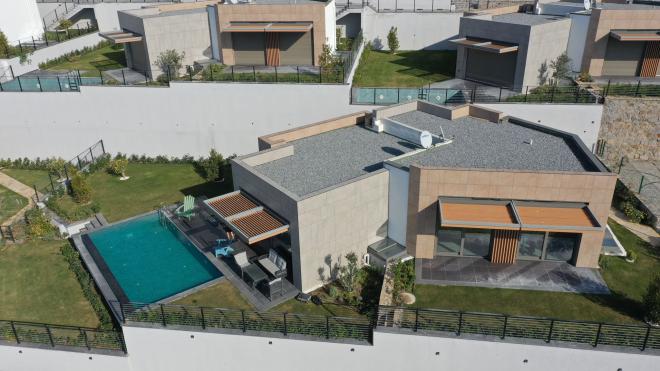 Вилла 5+1 с видом на море в Бодрум