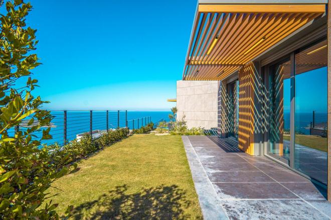 Вилла 5+1 с видом на море в Бодрум