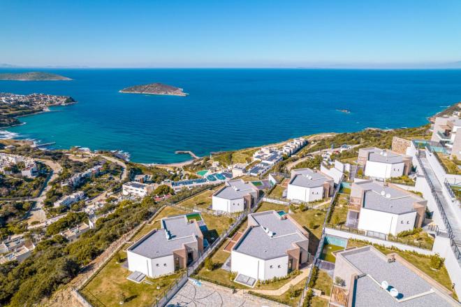 Вилла 5+1 с видом на море в Бодрум