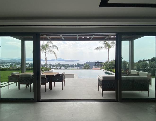 Вилла 4+1 с видом на море в Бодрум