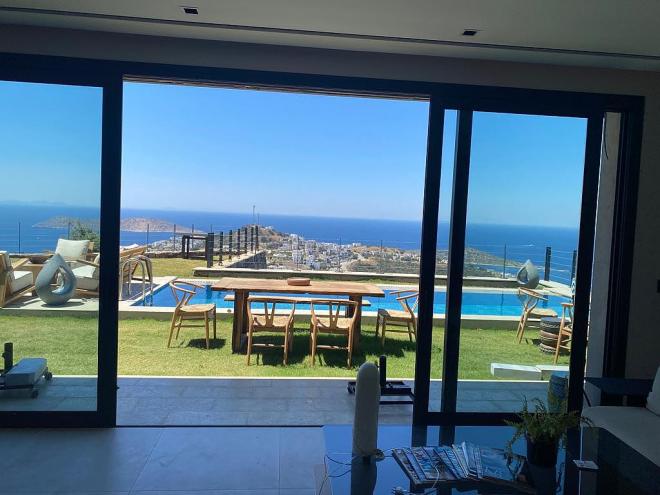 Вилла 4+1 с видом на море в Бодрум