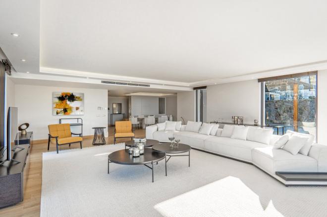 Вилла 6+1 с видом на море в Бодрум