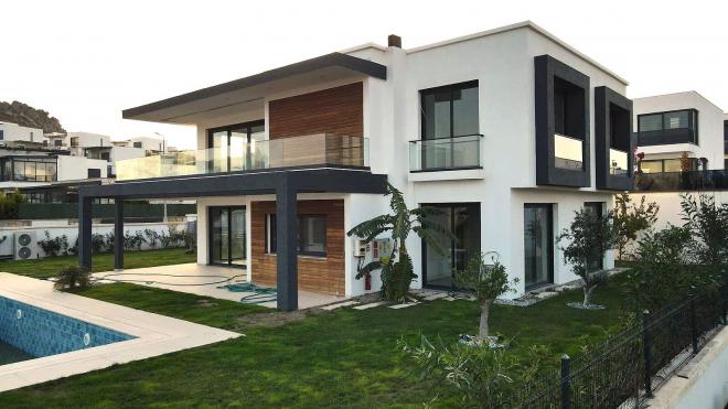 Вилла 5+1 с видом на море в Бодрум