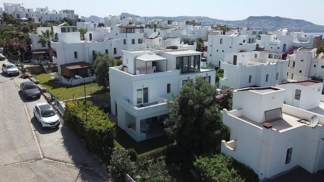 Вилла 3+1 с видом на море в Бодрум