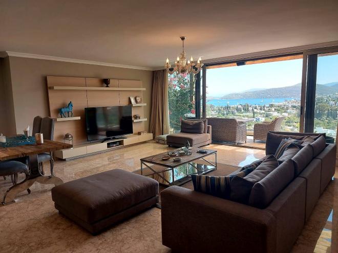 Дюплекс 3+1 с видом на море в Бодрум