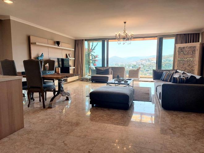 Дюплекс 3+1 с видом на море в Бодрум