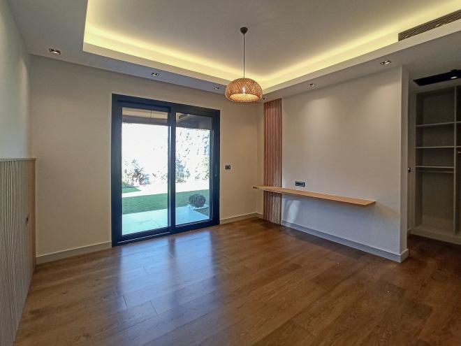 Вилла 7+2 с видом на море в Бодрум