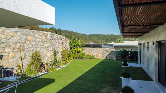 Вилла 7+2 с видом на море в Бодрум