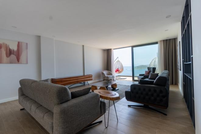 Квартира 2+1 с видом на море в Бодрум