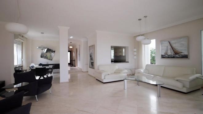 Вилла 7+1 с видом на море в Бодрум