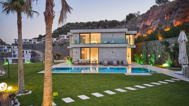 Вилла 5+1 с видом на море в Бодрум