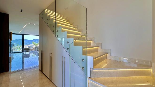 Вилла 5+1 с видом на море в Бодрум