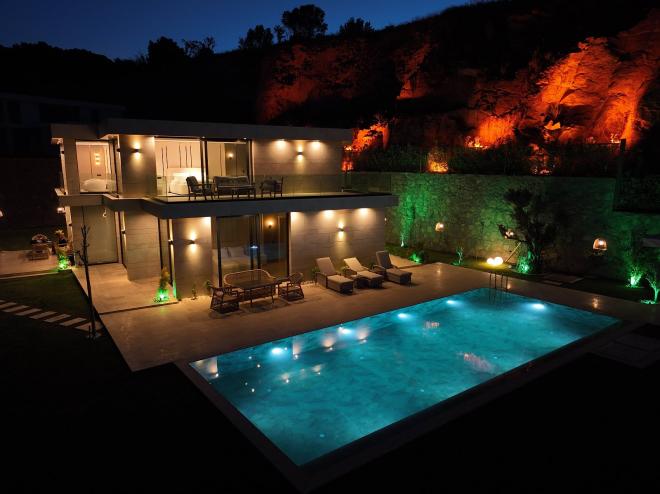 Вилла 5+1 с видом на море в Бодрум