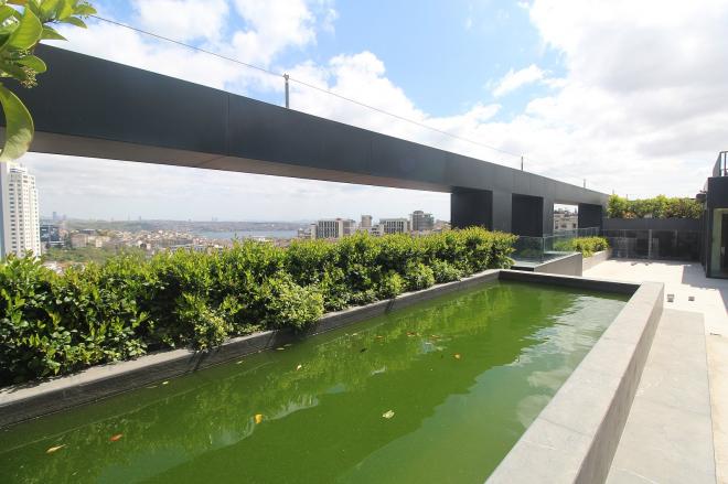 Квартира 1+1 с видом на море в Стамбуле