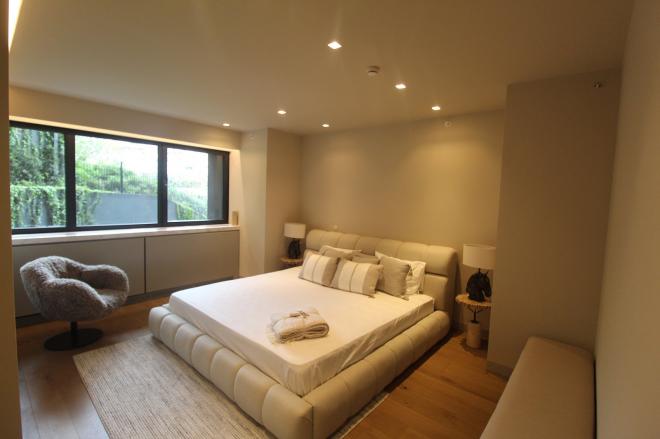 Квартира 4+1 с видом на море в Стамбуле