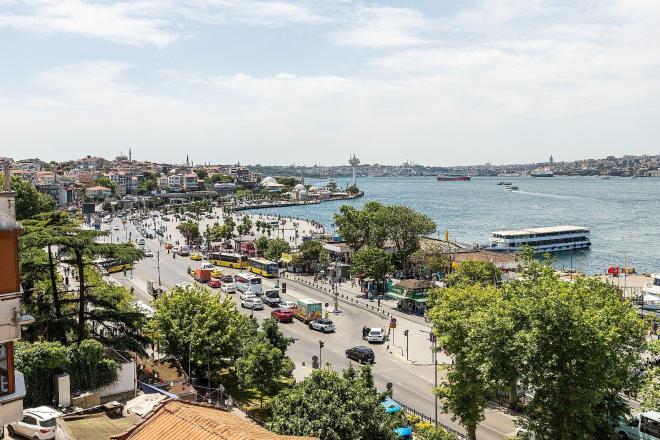 Квартира 2+1 с видом на море в Стамбуле