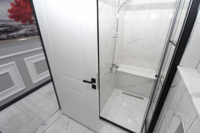 Квартира 4+1 с видом на море в Стамбуле