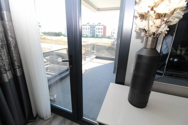 Дюплекс 3+2 с видом на море в Стамбуле