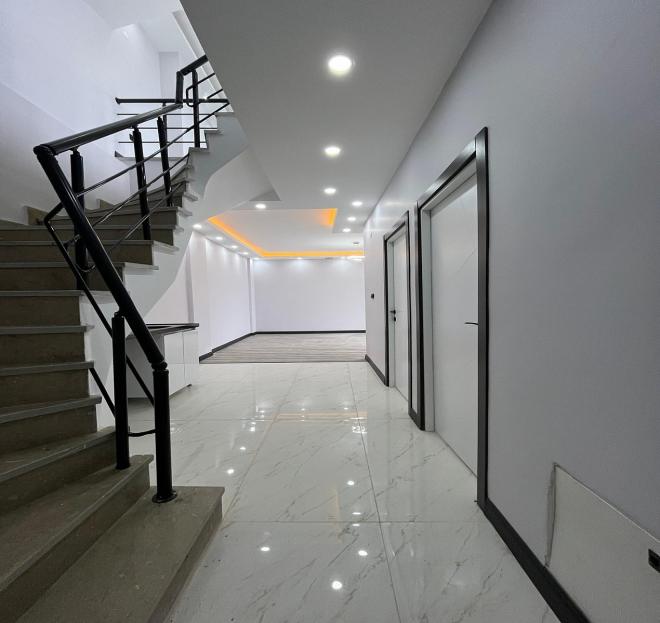 Вилла 7+1 с видом на море в Стамбуле