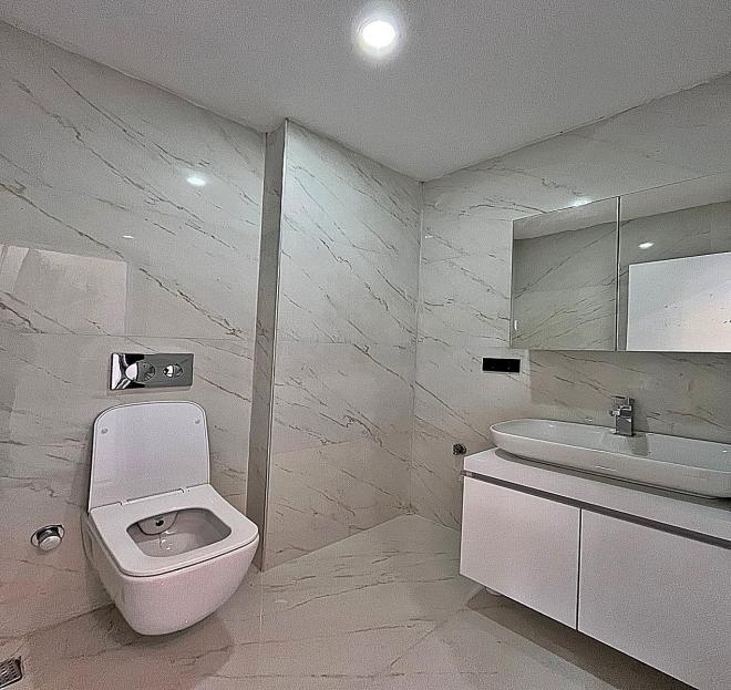 Вилла 7+1 с видом на море в Стамбуле