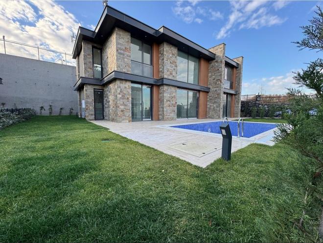 Вилла 6+1 в Стамбуле