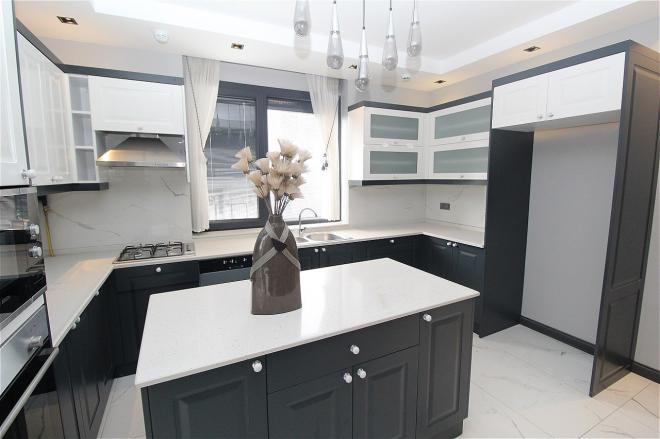 Квартира 4+1 в Стамбуле