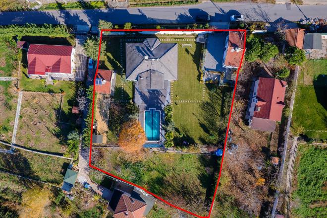 Вилла 9+4 в Стамбуле