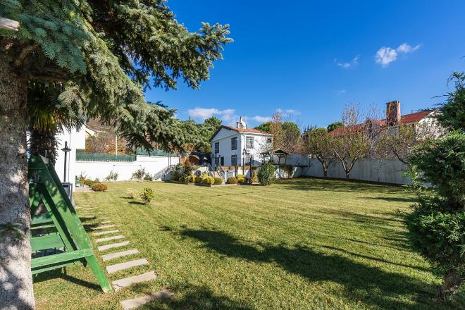 Вилла 9+4 в Стамбуле