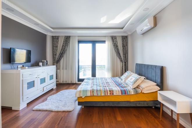 Вилла 9+4 в Стамбуле