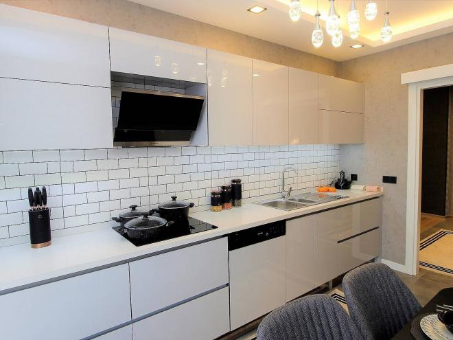 Квартира 1+1 с видом на море в Стамбуле