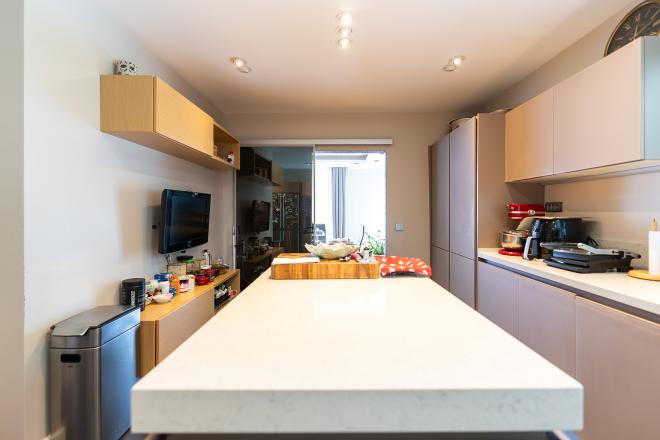 Вилла 5+2 с видом на море в Стамбуле