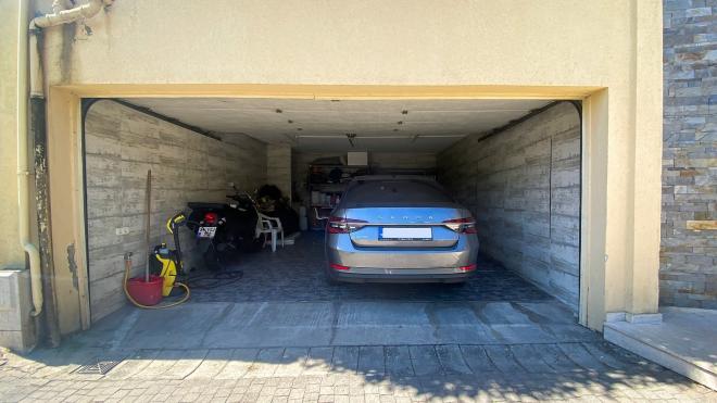 Вилла 5+2 с видом на море в Стамбуле