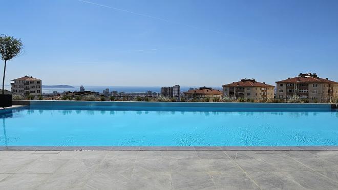 Квартира 2+1 с видом на море в Стамбуле