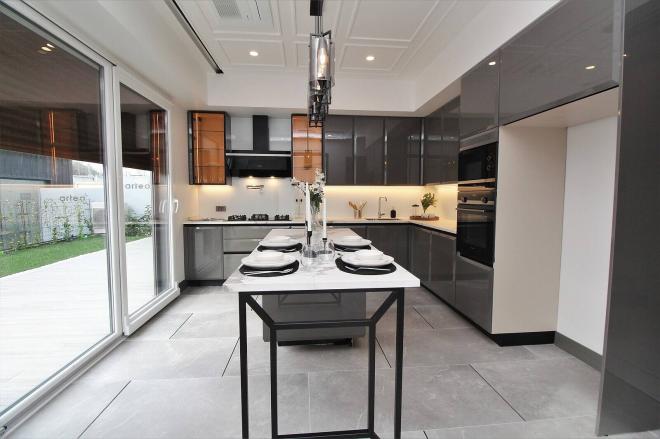 Вилла 5+1 в Стамбуле