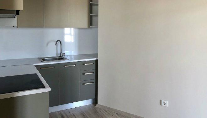 Квартира 1+1 с видом на море в Стамбуле