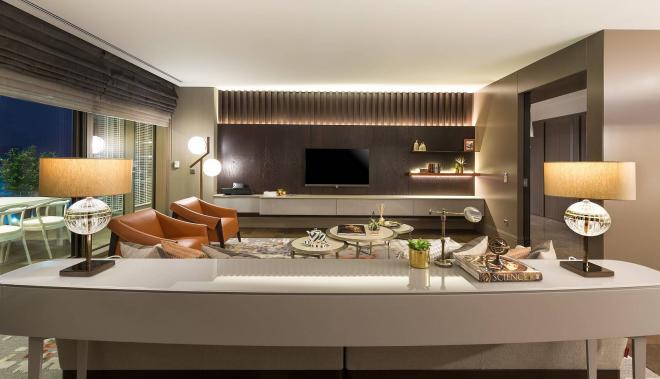 Квартира 5+1 с видом на море в Стамбуле