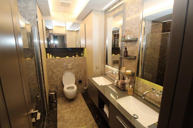 Квартира 5+1 с видом на море в Стамбуле