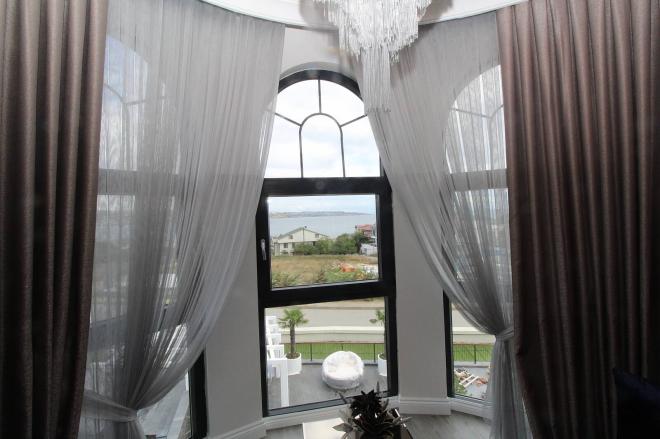 Вилла 5+2 с видом на море в Стамбуле