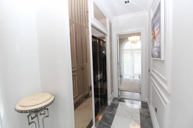 Вилла 5+2 с видом на море в Стамбуле